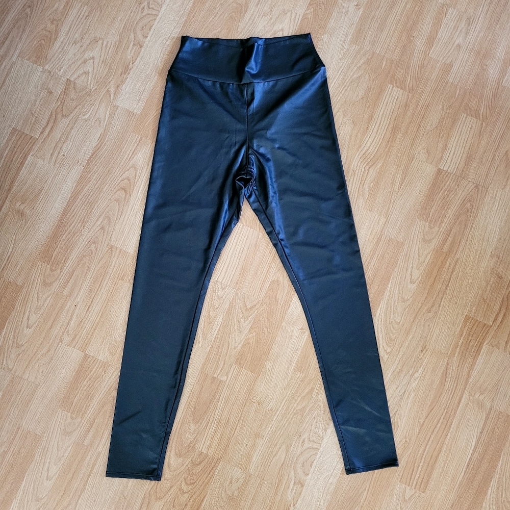 Windsor | Faux leather leggings
